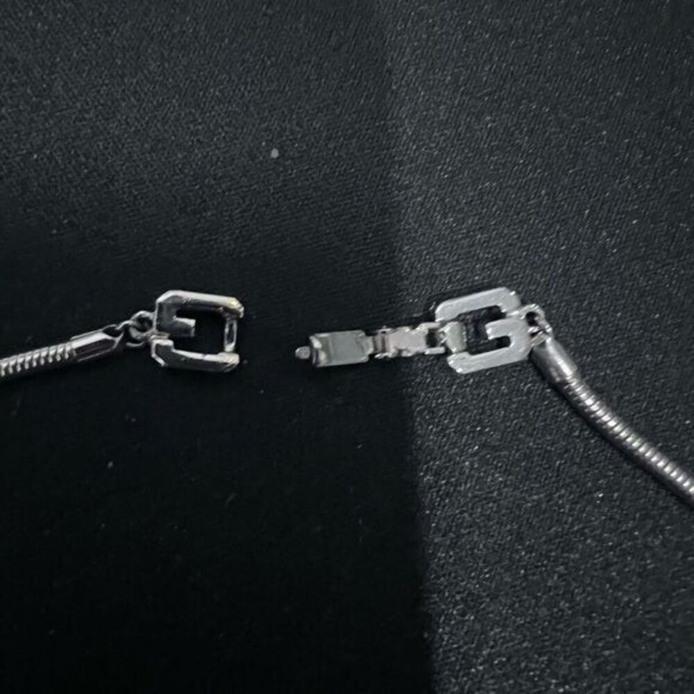 Rare Vintage Signed Givenchy Paris NY 1987 Silver Padlock‎ Necklace - Picture 6 of 7